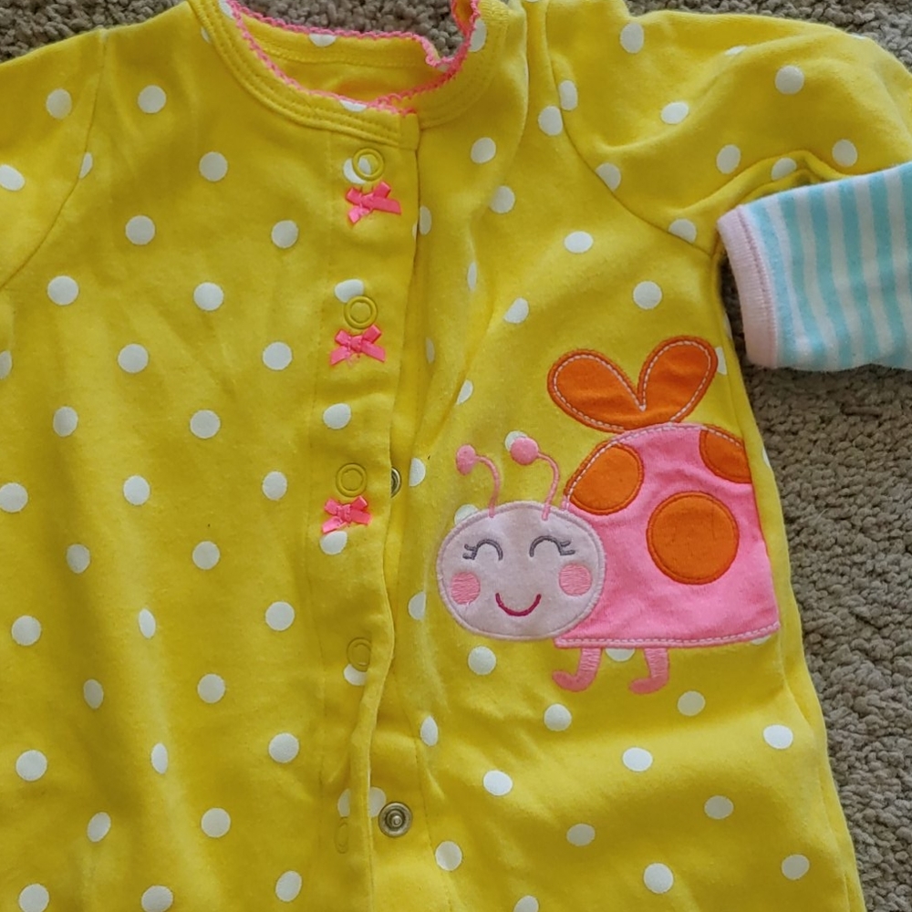 Carter's 3 month onesie 2 pack - Picture 2 of 3